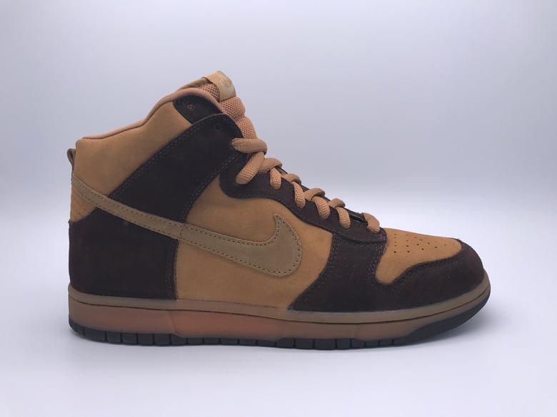 Image of NIKE DUNK HIGH PRO SB "BROWN PACK"