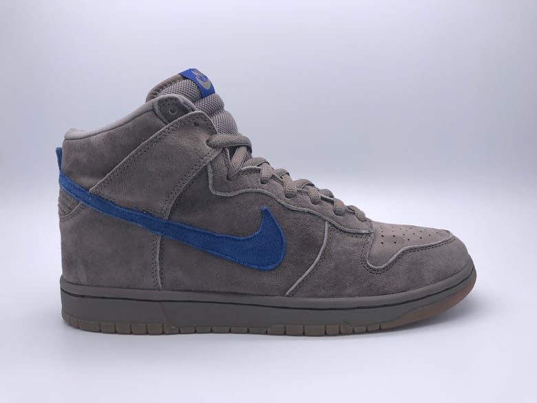 Image of NIKE DUNK HIGH PRO SB "IRONS"