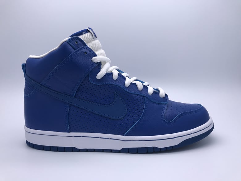 Image of NIKE DUNK HIGH PRO SB "T-19"