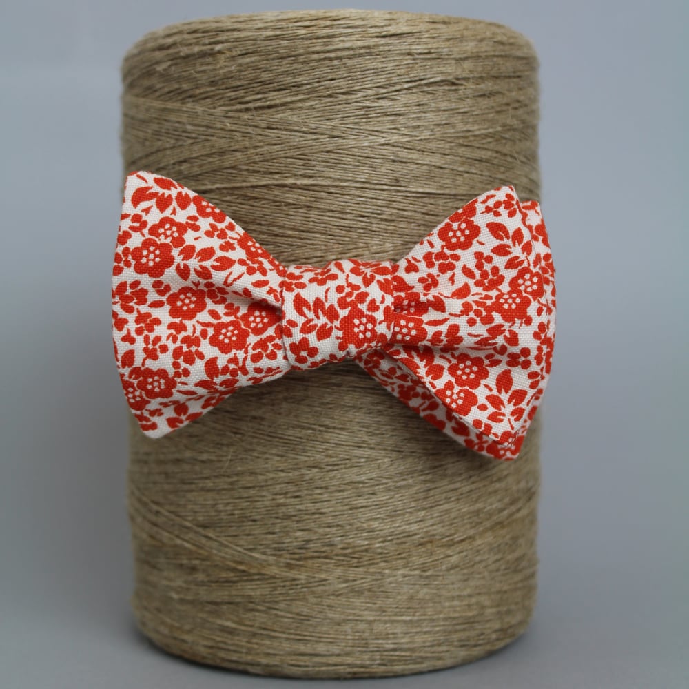 Image of Fleurs vintage oranges