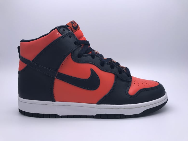 Image of NIKE DUNK HIGH LE "SYRACUSE"