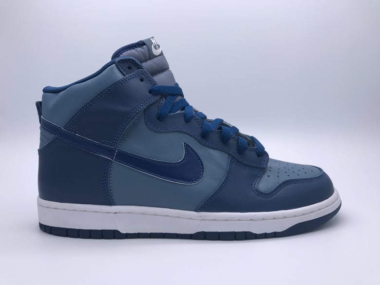 Image of NIKE DUNK HIGH LE "RAPID"