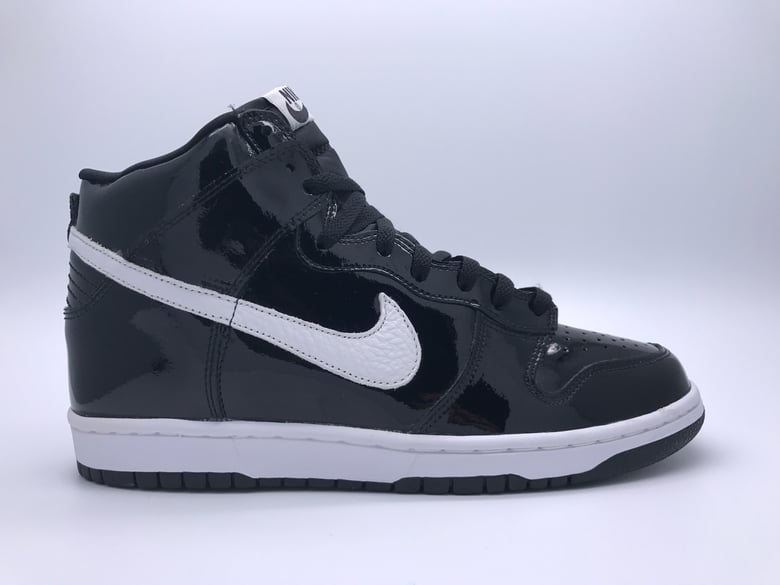 Image of NIKE DUNK HIGH "VADER"