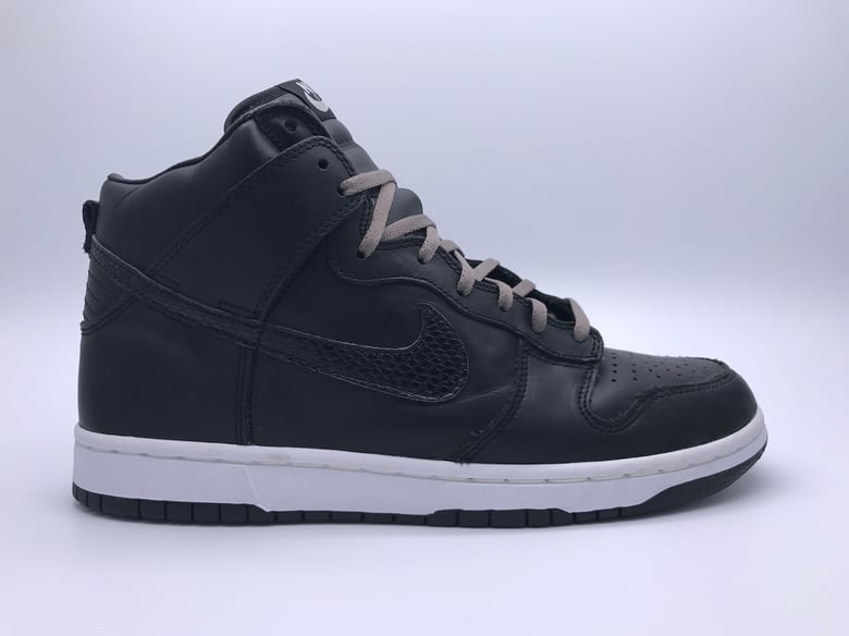 Image of NIKE DUNK HI PLUS B "STUSSY"