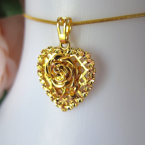 Image of Vanity Fair necklace