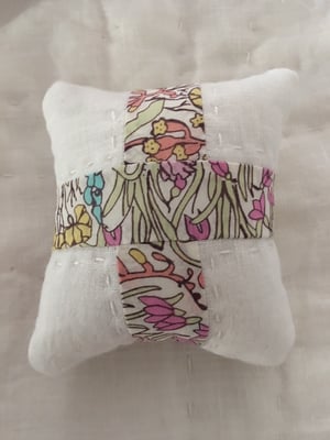 Image of Liberty Pincushion No. 2
