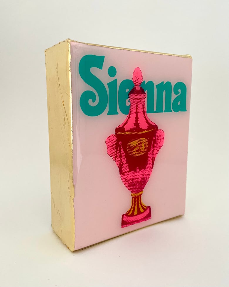 Image of Sienna Urn Pink