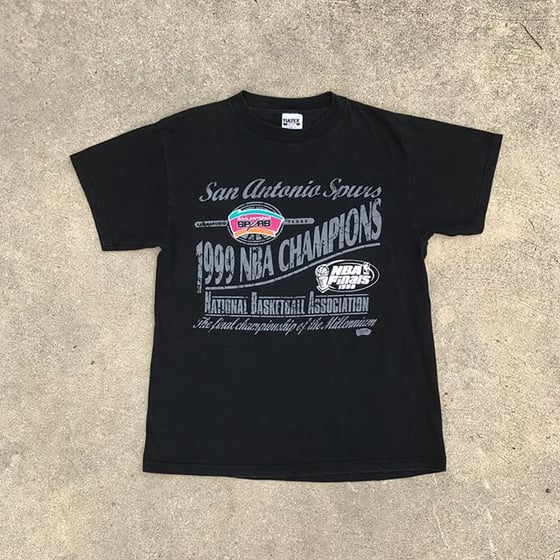 Image of 1999 spurs championship tee LARGE