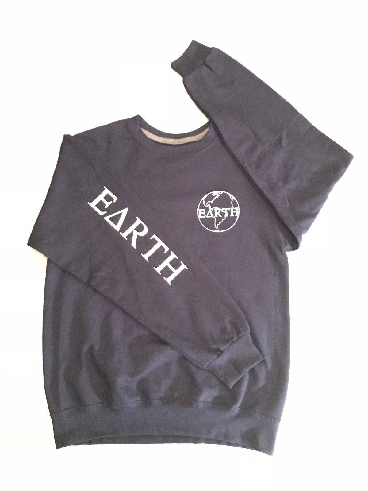 Image of EΔRTH | Globe Crewneck Sweater