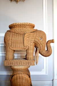 Image of Mesitas elefante mimbre