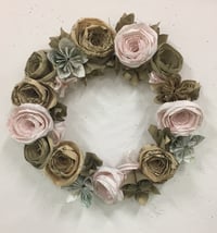 Image 5 of Jennifer Collier: Paper Flower Christmas Wreaths