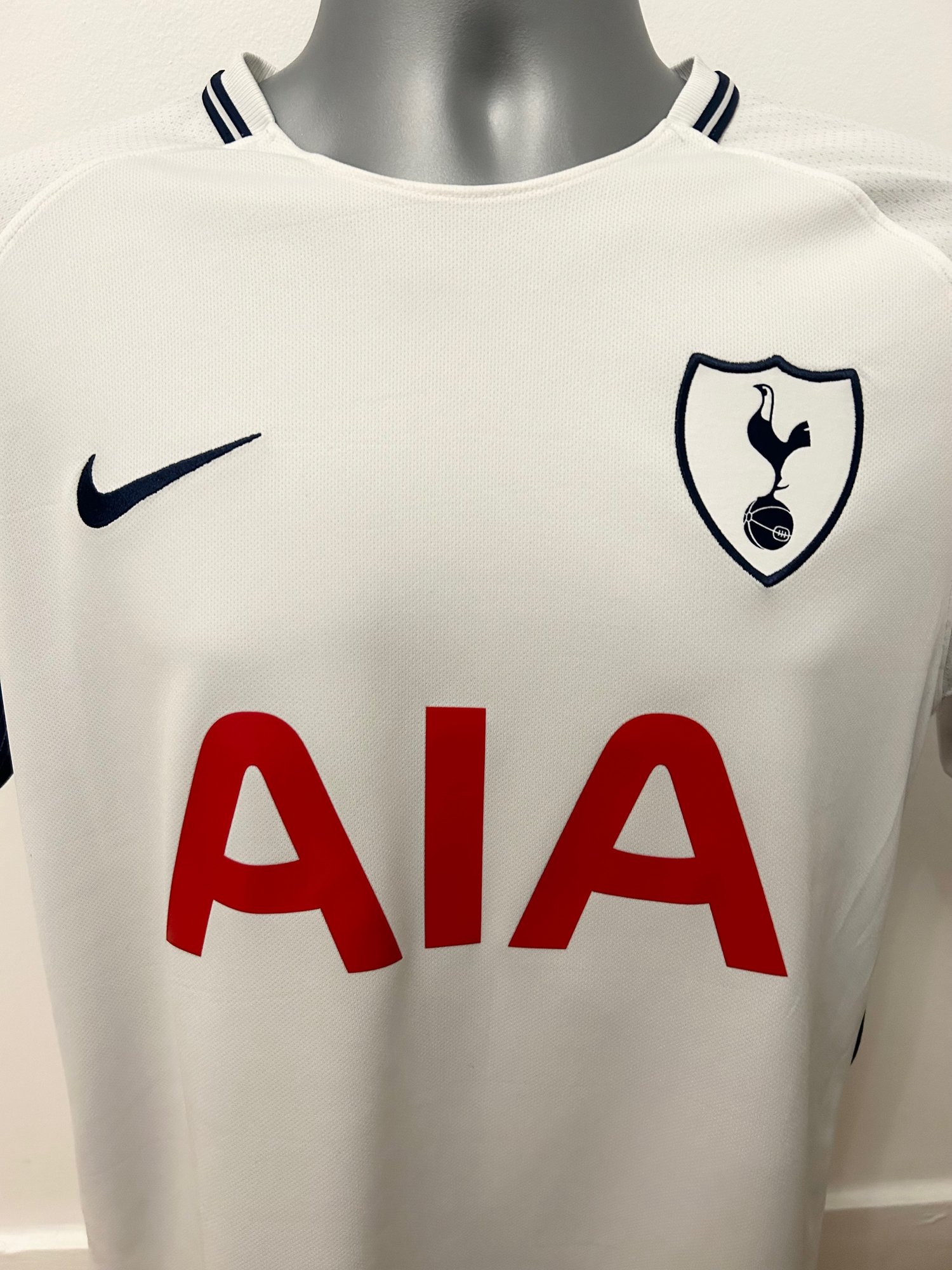 Image of Tottenham Hotspur “DELE 20” 2017/18 Home Shirt + UCL patches, M