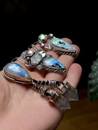 Image 4 of Moonstone, Labradorite & Chalcedony Talisman