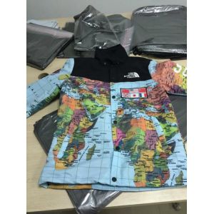 Giubbotto the north face x supreme sale