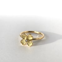 Image 2 of Dogwood Single Flower 18K Diamond Ring