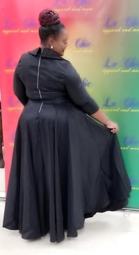 Image 3 of Black beauty