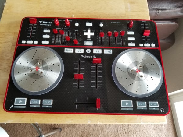 Image of Vestax typhoon controller with audio out. Marked down from $80.00 !!!!