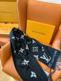 Image 15 of LV Cashmere Scarf