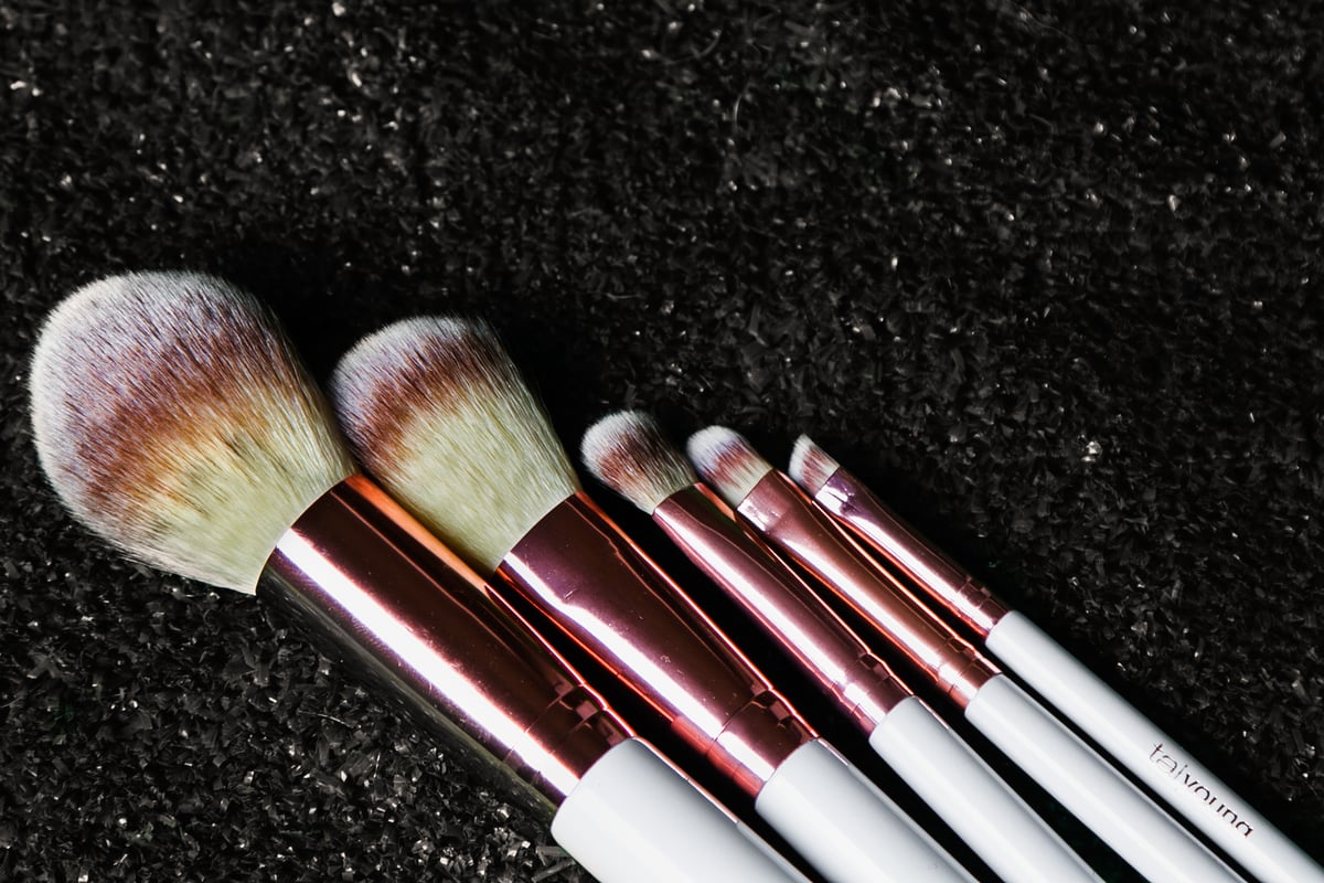 5 Steps to Flawless Vegan Brush Set 5 Steps to Flawless by Tai