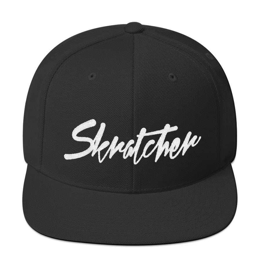 Image of SKRATCHER (SCRIPT) LOGO SNAPBACK