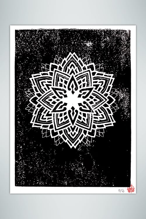 Image of Big Mandala Print Black