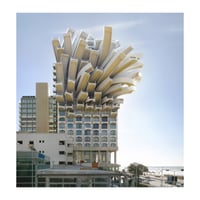 Image 4 of Victor Enrich - City Portraits