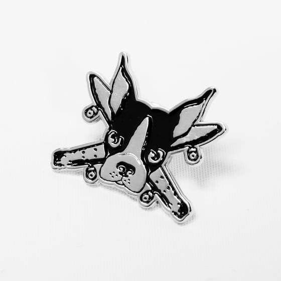 Image of Spike pirate original silver enamel pin