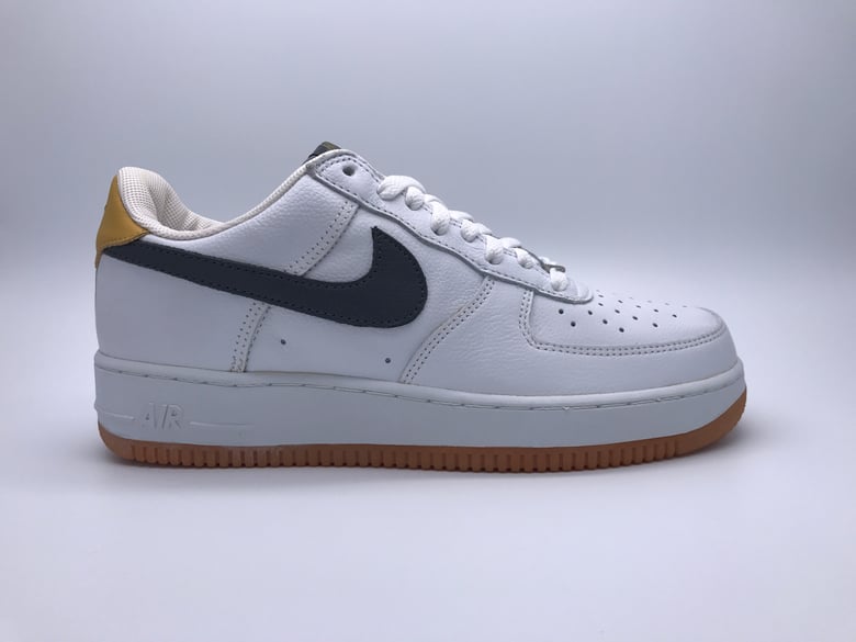 Image of NIKE AIR FORCE 1 "CAMPER"