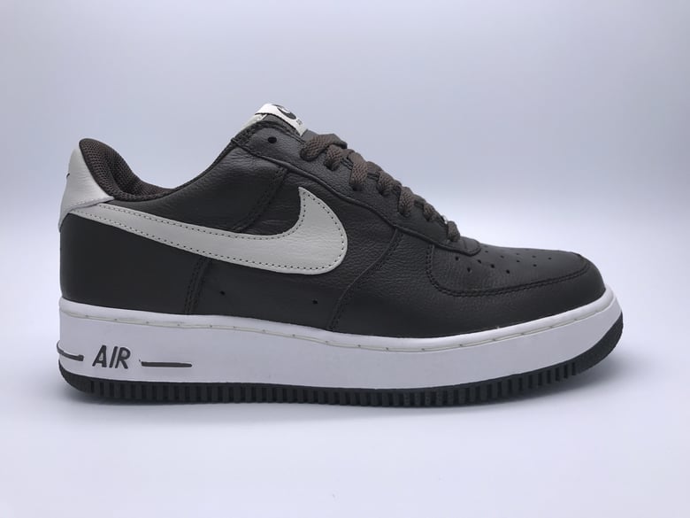 Image of NIKE AIR FORCE 1 LOW "CINDER"