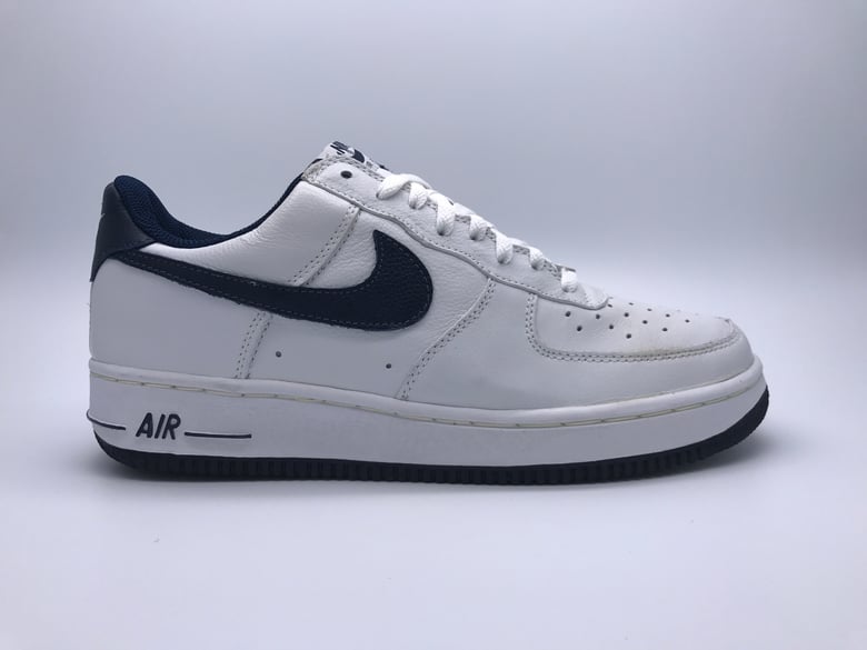 Image of NIKE AIR FORCE 1 "WHITE/MIDNIGHT NAVY"