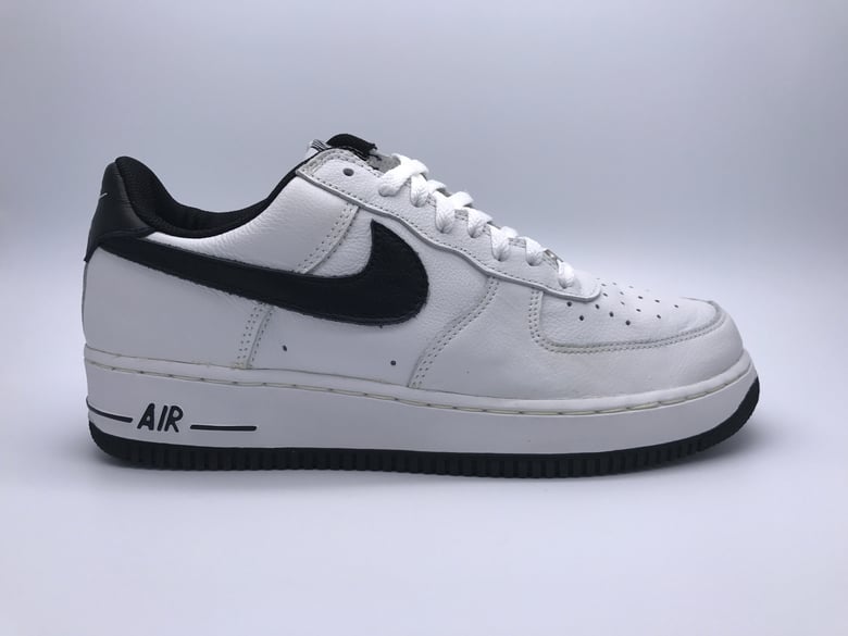 Image of NIKE AIR FORCE 1 "WHITE/BLACK"