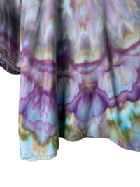 Image 7 of 3XL Crop Tee in Soft Warm Agate Ice Dye
