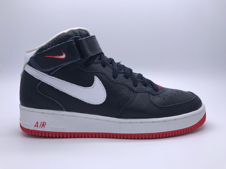 Image of NIKE AIR FORCE 1 MID SC "COMET"