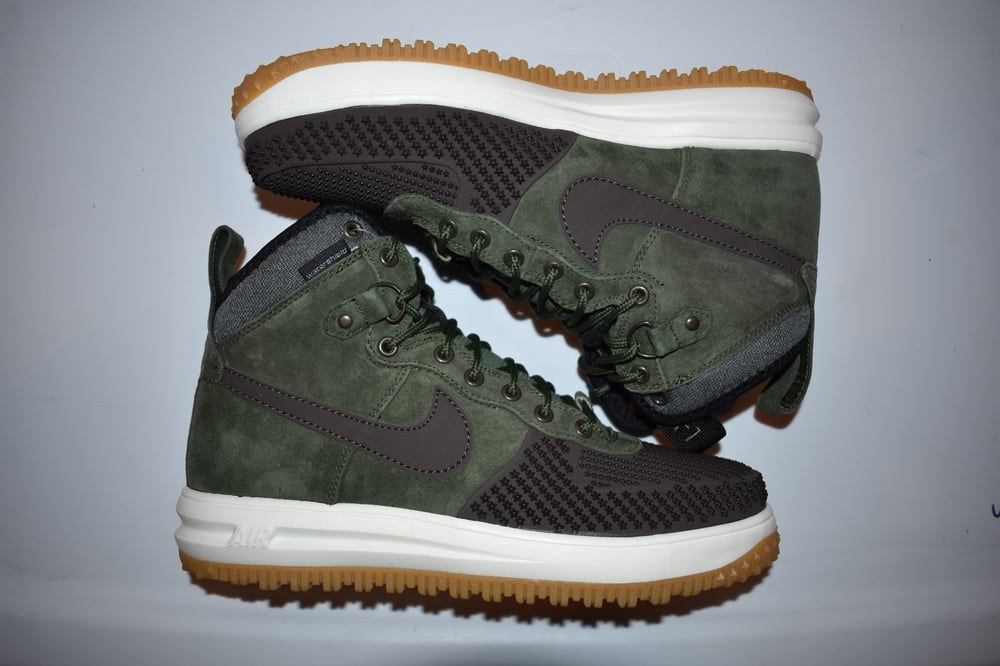 NIKE DUCKBOOT SZ 10.5 NEW | Kick Ase Kicks