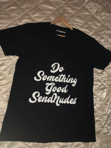 Image of SEND NUDES BLACK T-SHIRT