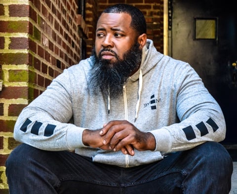 Image of BYENVI MEN'S SIGNATURE HOODIE