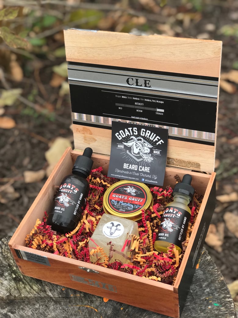 Image of Deluxe Cigar Box Gift Set