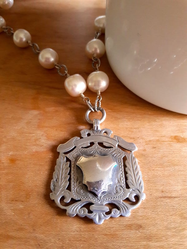 Image of 9mm White Pearls, Sterling Fob 4HI