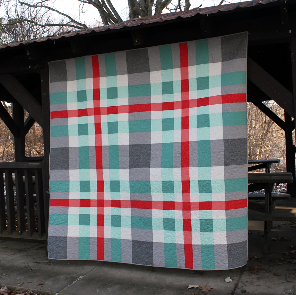 Image of Tartan Quilt Pattern - 81" x 81"