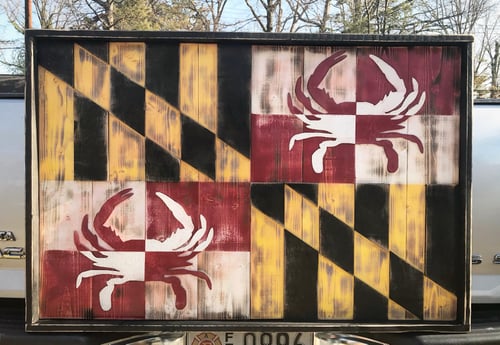 Image of Medium Rustic Maryland Flag with Crabs