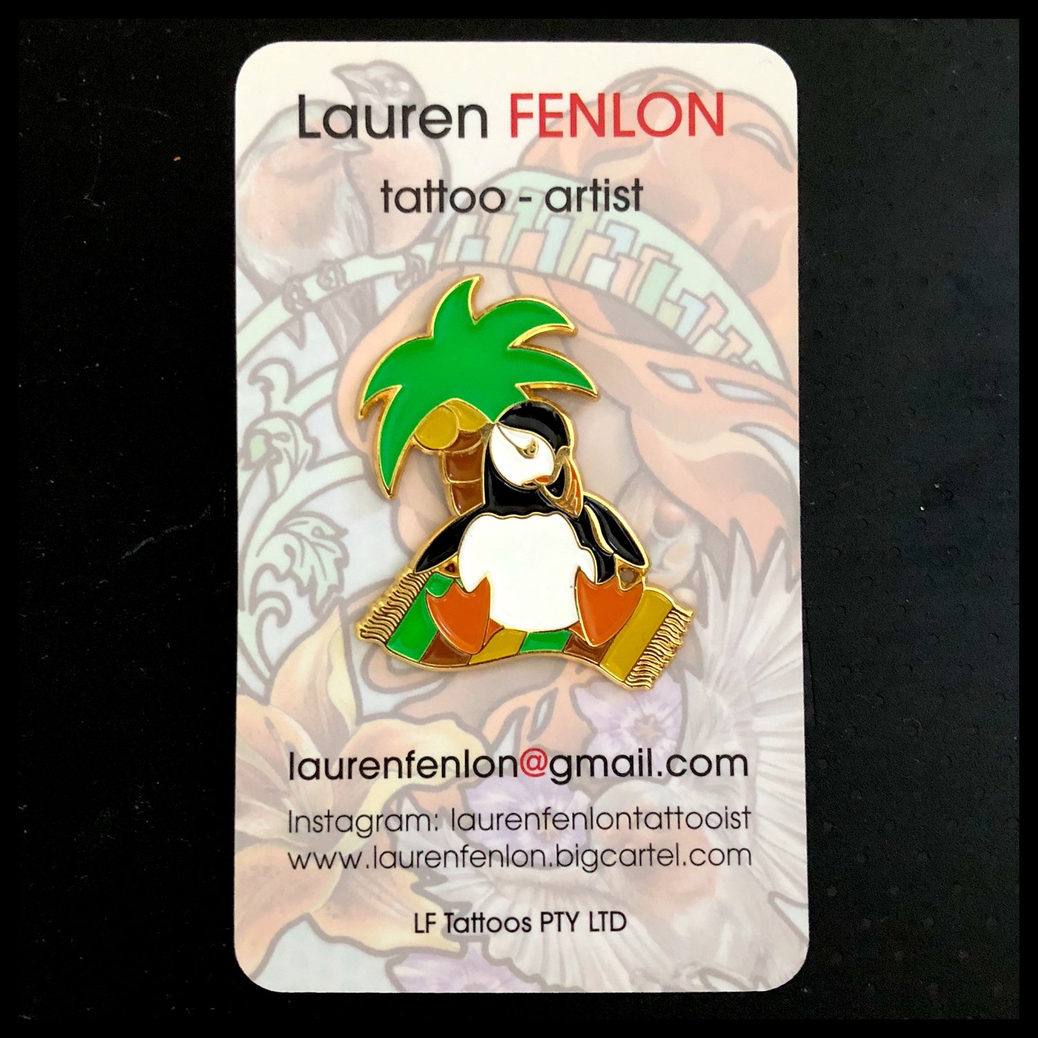 Image of "Fat Puffin" pin design