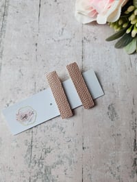 Image 13 of Alligator Hair Clips