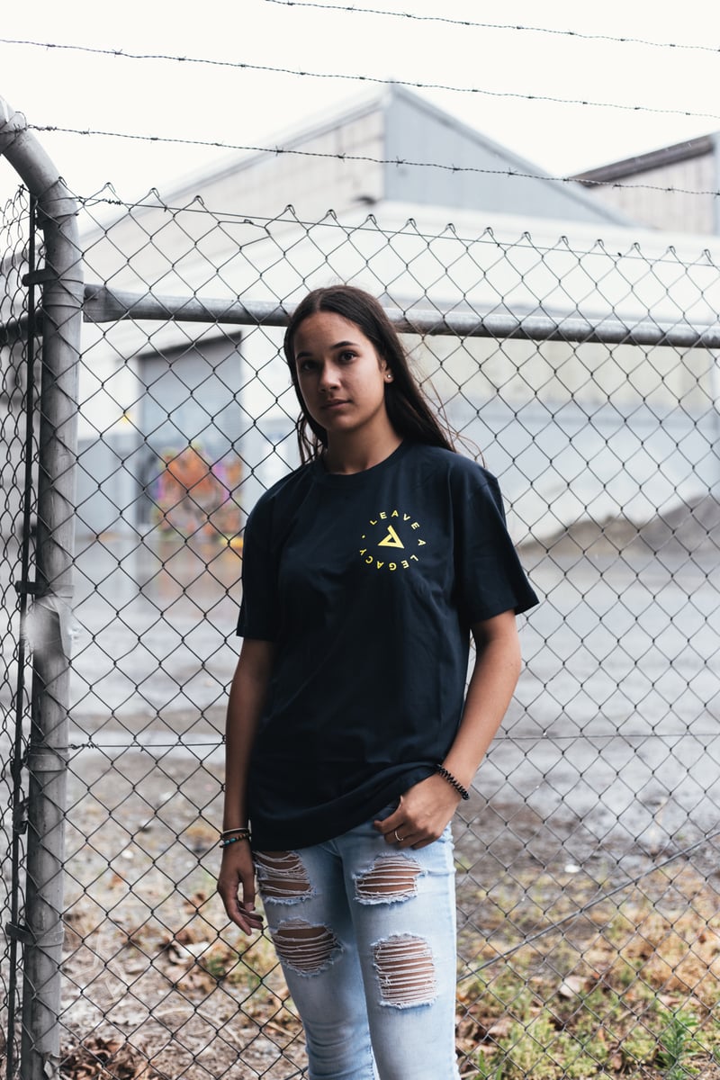 Leave A Legacy Tee - Navy/Yllw / Descendants Clothing