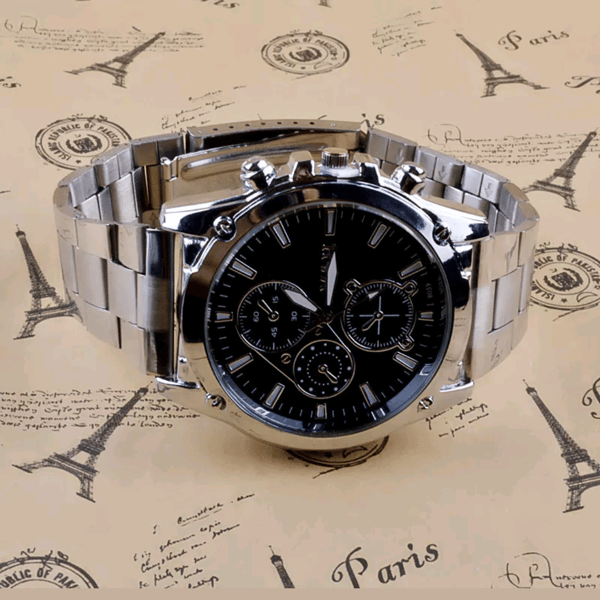 Image of Qurtz wrist watch