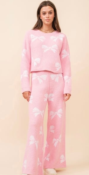 Image of Plush 2 pc bow lounge set 