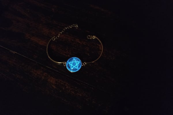 Image of Bangle Pentagram - Glow in the Dark