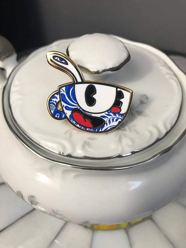 Image of Teacup Head Pin
