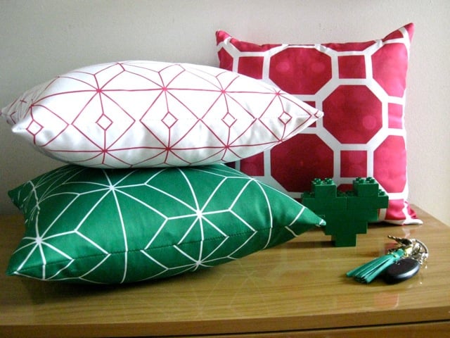 Geometry Emerald Cushion Cover Image 4