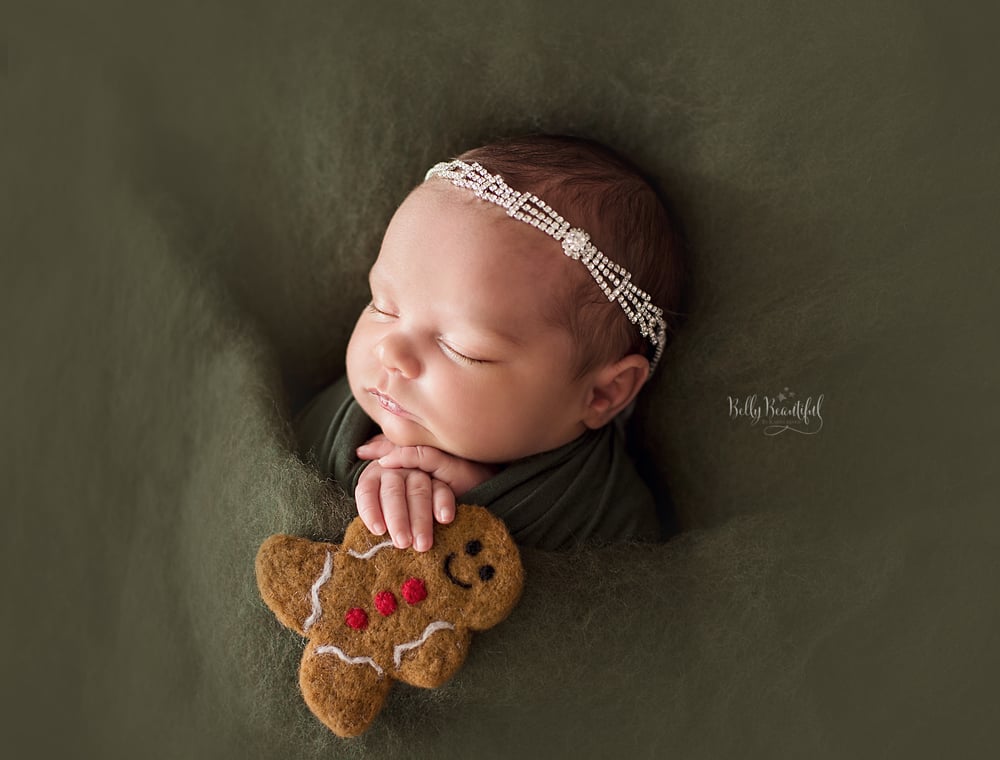 Image of Newborn Marilyn Tieback
