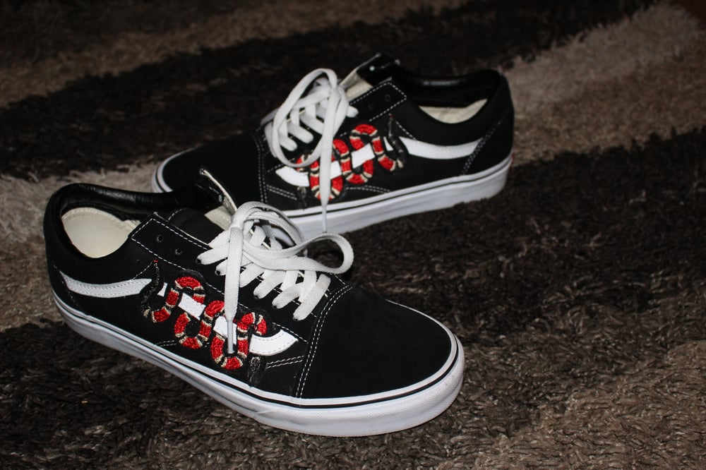 Image of Snake Old School Custom Vans